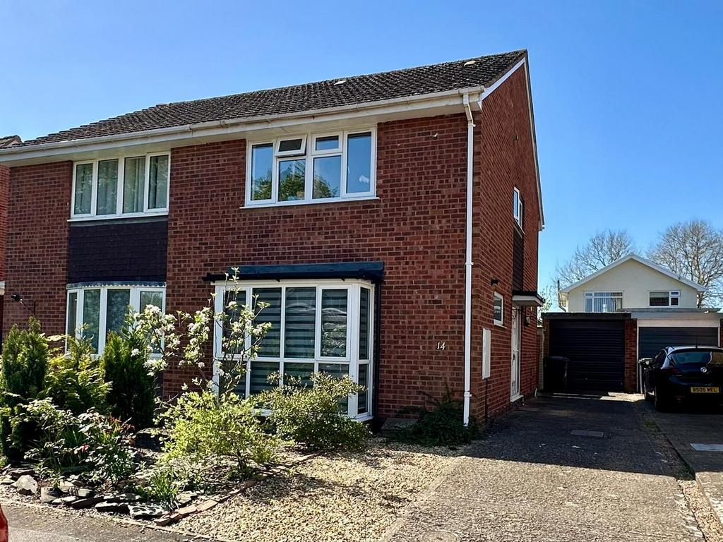 Knightswood, Hampton Dene, Hereford, HR1 3 bed semidetached house for