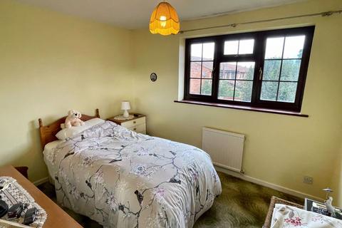 19 Cotswold Drive, Hereford, HR4 0TG
