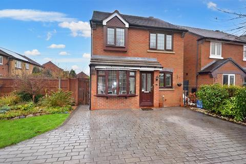 3 bedroom detached house for sale, Glamis Drive, Stone