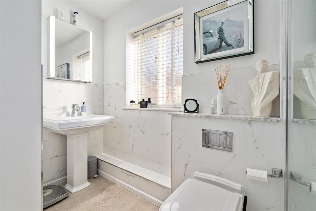 30 Buckminster Drive-19 lo.jpg