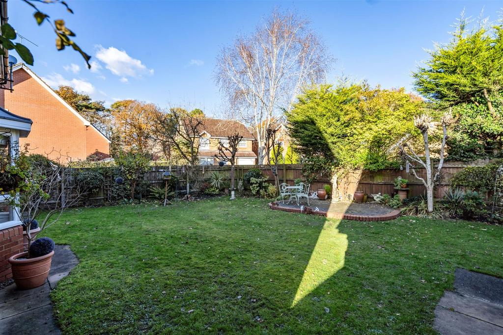 30 Buckminster Drive-22 lo.jpg