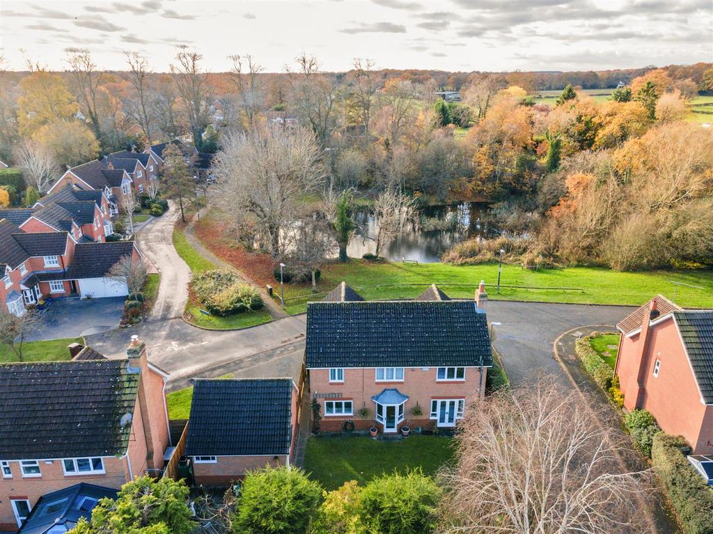 30 Buckminster Drive-4 lo.jpg