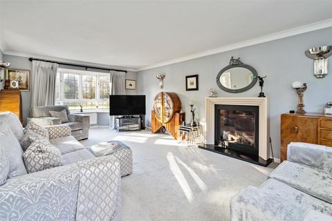 30 Buckminster Drive, Dorridge, Solihull, B93 8PG