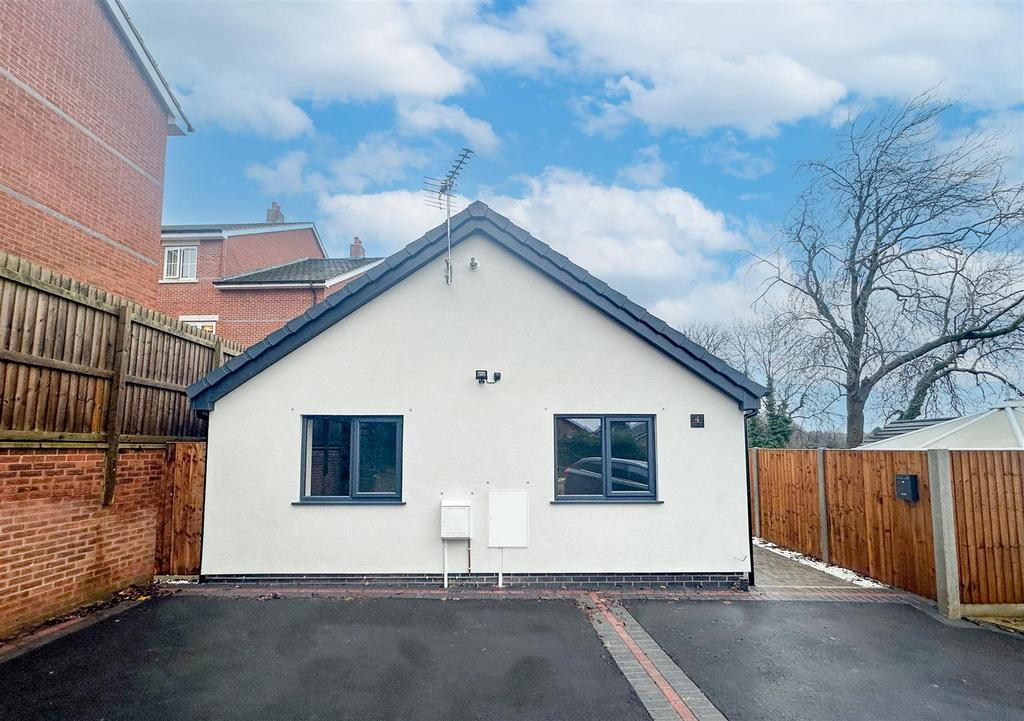 Ellerslie Grove, Sandiacre, Nottingham 3 bed detached bungalow for sale