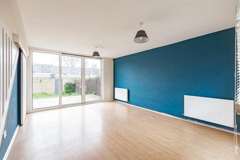162 Knights Croft, New Ash Green, Longfield, DA3 8HZ