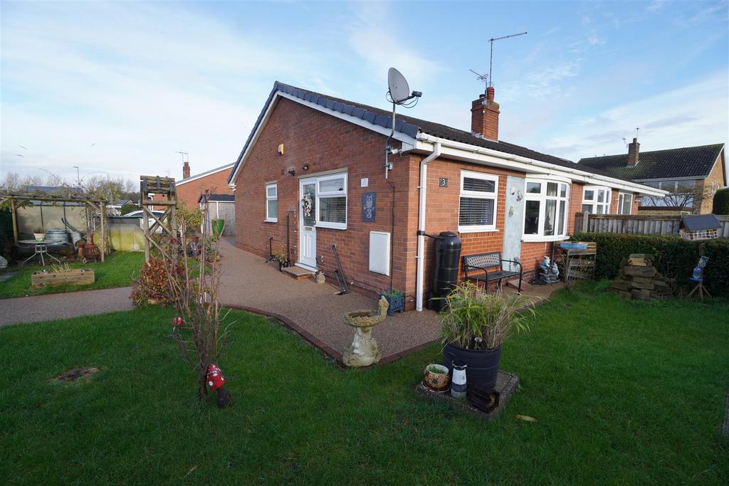 Westbrook Crescent, Gilberdyke, Brough 2 bed property for sale £165,000