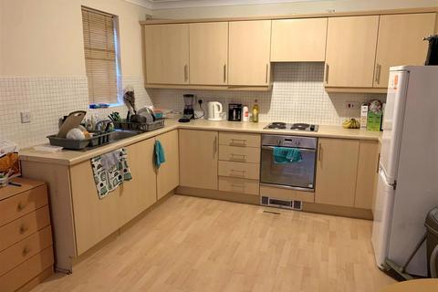 2 bedroom apartment for sale, Hadfield Close, Manchester, M14