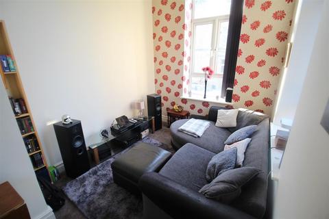 1 bedroom flat for sale, Charles Street, Shipley