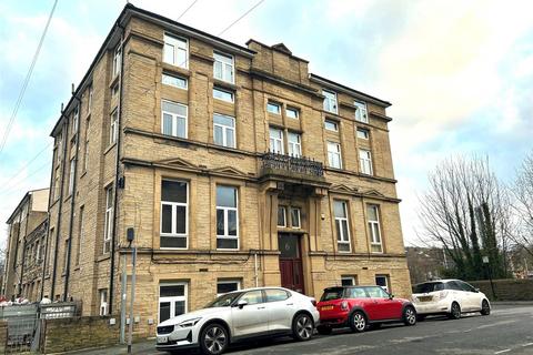1 bedroom flat for sale, Charles Street, Shipley