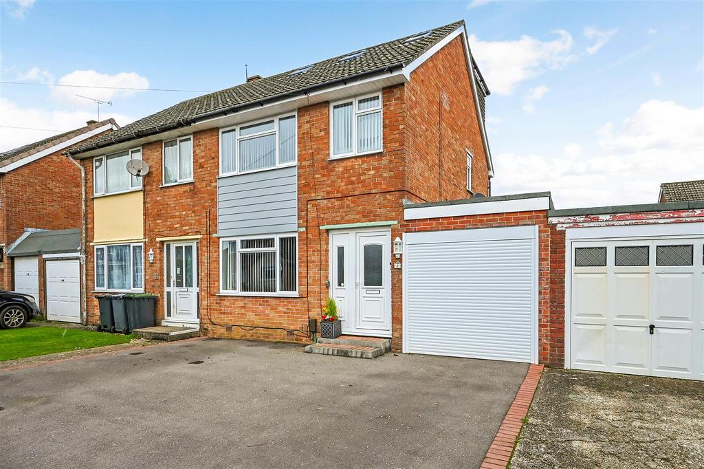 Dudleston Heath Drive, Waterlooville 4 bed semidetached house for sale