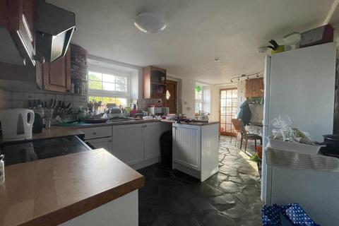 6 bedroom house to rent - Helston Road, Penryn