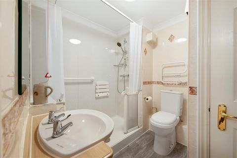 1 bedroom retirement property for sale, Connaught Court, Windsor