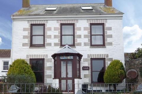 6 bedroom house to rent - Quay Hill, Penryn