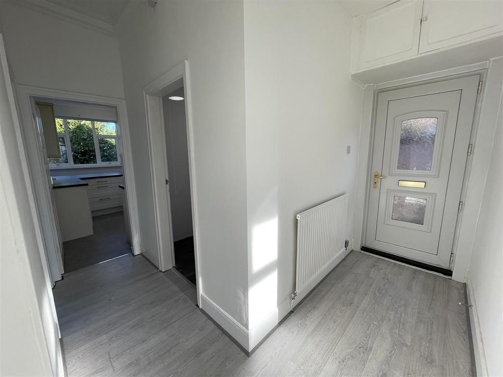 The Causeway, Darlington 2 bed semidetached bungalow £750 pcm (£173 pw)
