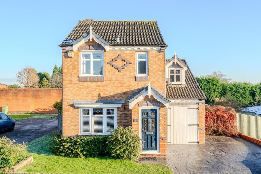 Andersleigh Drive, Coseley 3 bed detached house for sale £280,000
