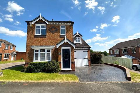 3 bedroom detached house for sale, Andersleigh Drive, Coseley