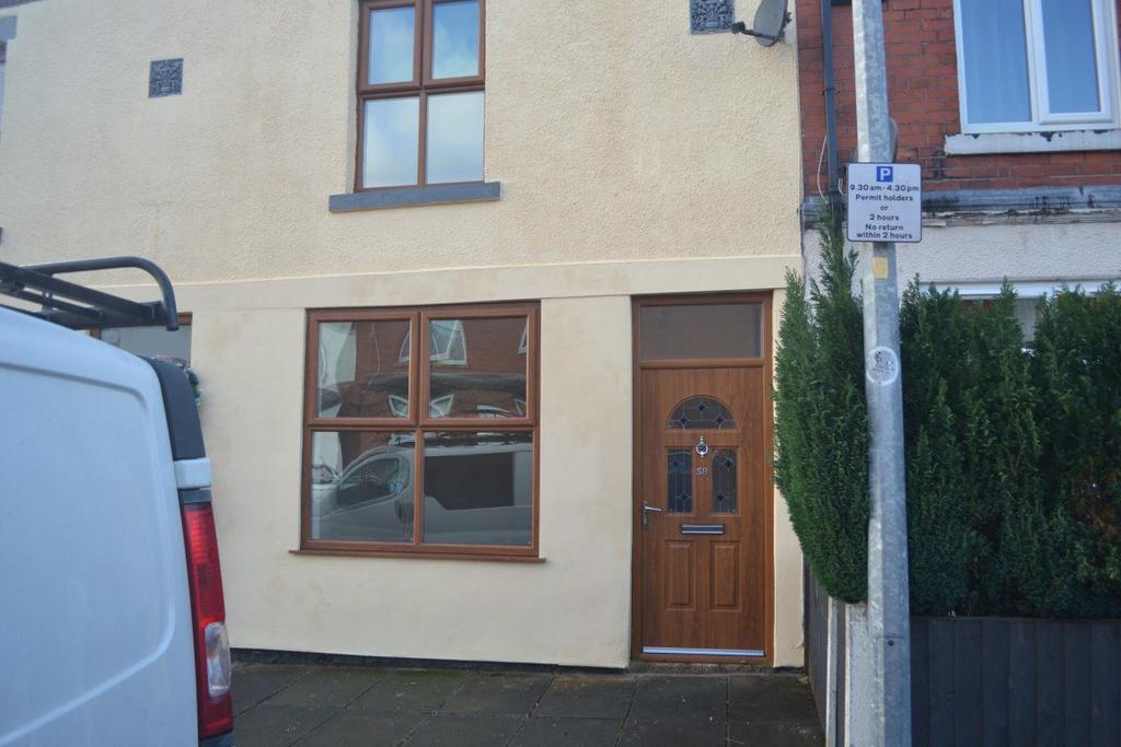 Hodge Rd, Walkden M28 (P2179) 3 bed terraced house £1,050 pcm (£242 pw)