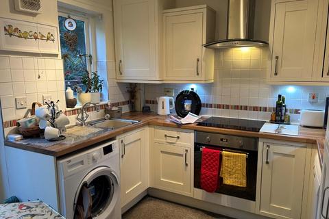 16 Craigash Quadrant, Milngavie, Glasgow, G62 7BX