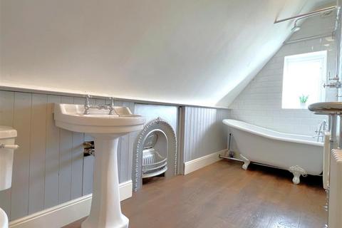 Flat 3, 45 Shortlands Road, Bromley, BR2 0JJ