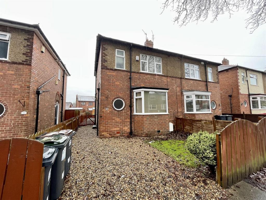 Westgate Crescent, Darlington 2 bed semidetached house for sale £103,500