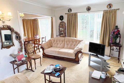 3 bedroom detached house for sale - Streetly Crescent, Four Oaks, Sutton Coldfield