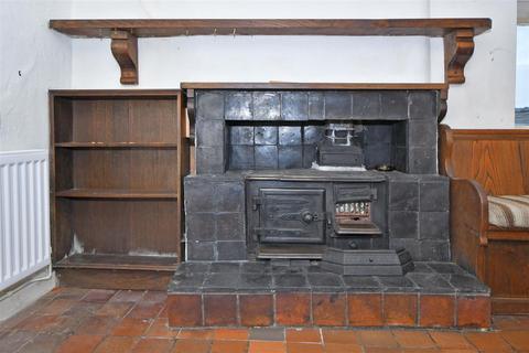 Mochras Coldwell End, Youlgrave, Bakewell, DE45 1UY