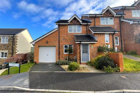 86 Hill Hay Close, Fowey, PL23 1EN