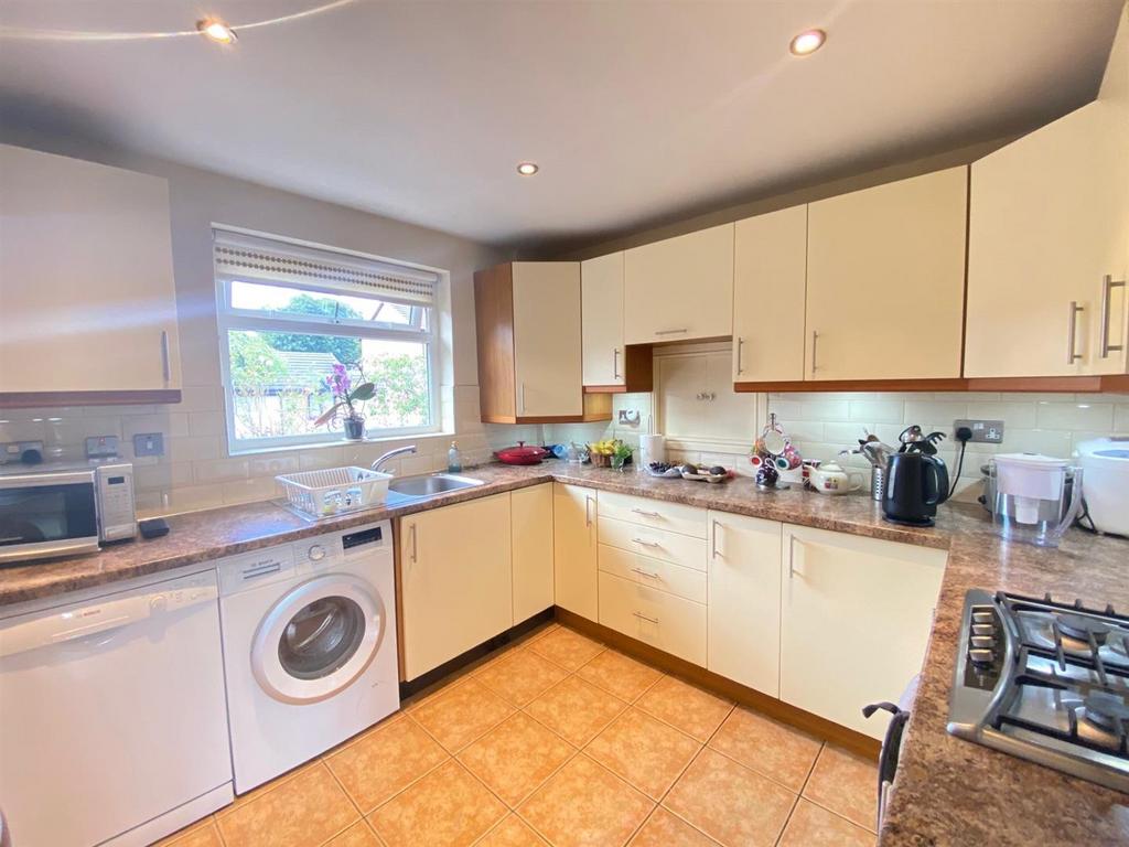 St. Giles Close, Brighouse 3 bed house for sale £310,000