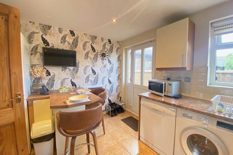 3 bedroom house for sale, St. Giles Close, Brighouse