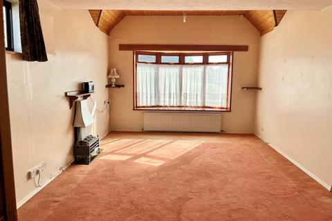 4 bedroom detached bungalow for sale - Parsonage Road, Berrow, Burnham-on-Sea, TA8