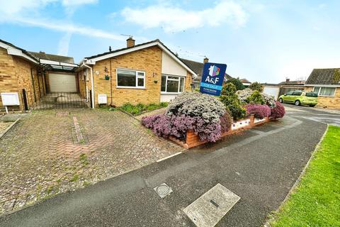 2 bedroom detached bungalow for sale, Knoll View, Burnham-on-Sea, TA8