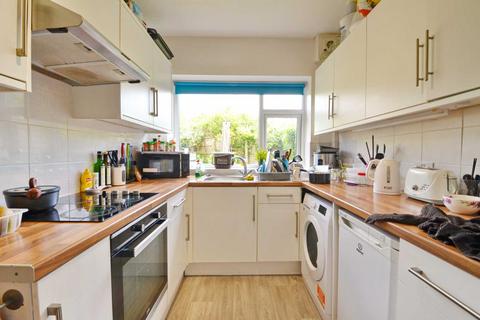 4 bedroom terraced house to rent - Monks Park Avenue, Horfield