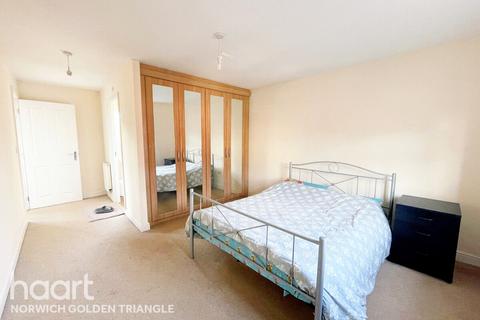 4 bedroom detached house for sale, Peregrine Mews, Norwich
