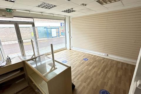Retail property (high street) to rent, Windsor Street, Melton Mowbray, Leicestershire
