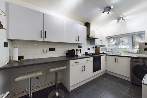 8 Broadfield Road, Hemel Hempstead, HP2 4DT