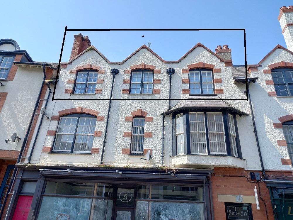 Station Road, Llanfairfechan LL33 2 bed apartment for sale £125,000