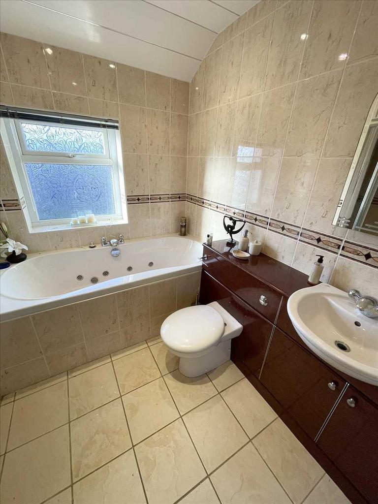 Bathroom/w.c.