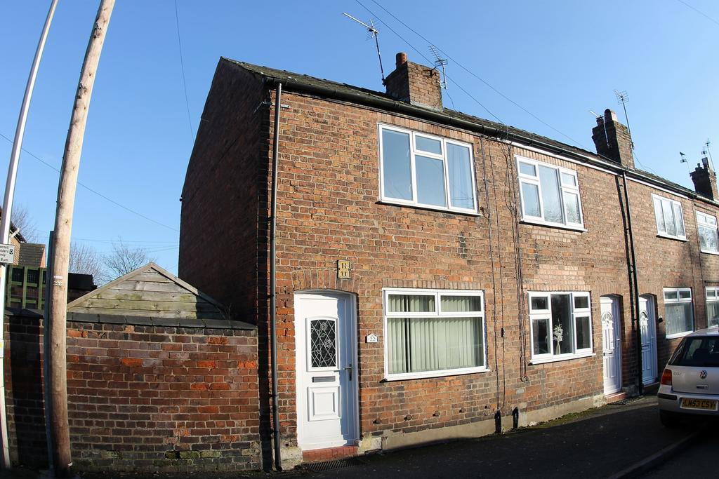 Priory Street, Northwich, CW9 2 bed end of terrace house to rent £750