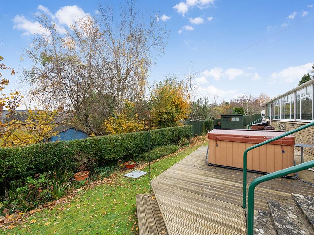 Back Lane, Bradford Abbas, Dorset, DT9 2 bed detached bungalow for sale