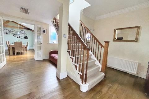 5 bedroom semi-detached house for sale - Durham Road, Low fell, Gateshead, Tyne and Wear, NE9 5AP