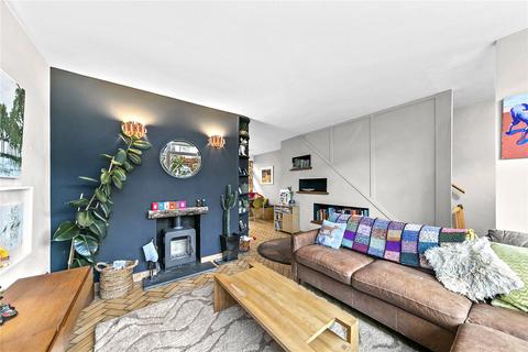 42 Cambridge Road, Teddington, TW11 8DN