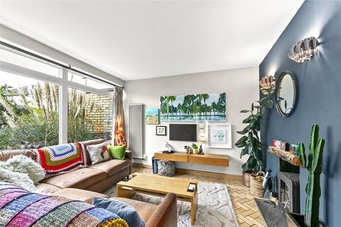 42 Cambridge Road, Teddington, TW11 8DN