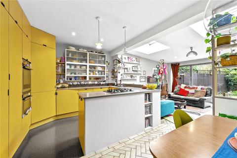42 Cambridge Road, Teddington, TW11 8DN