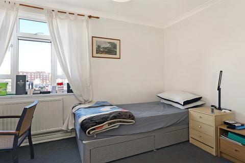 3 bedroom flat for sale, Hallfield Estate, Bayswater, W2