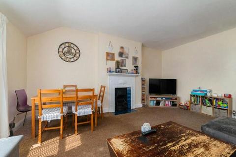 2 bedroom apartment for sale - Thrale Road, London SW16