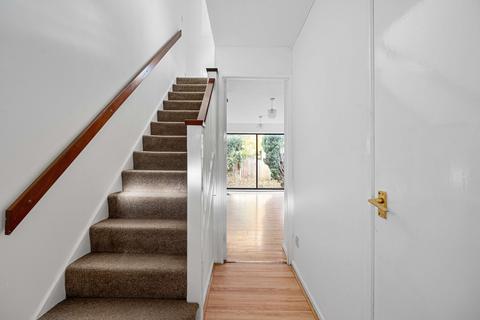 24 Damigos Road, Gravesend, DA12 2LR