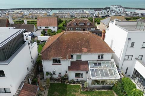 3 bedroom detached house for sale, The Cliff, Rodean, Brighton BN2