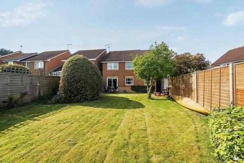 5 bedroom detached house for sale, Woodley,  Popular Airfield Development,  RG5