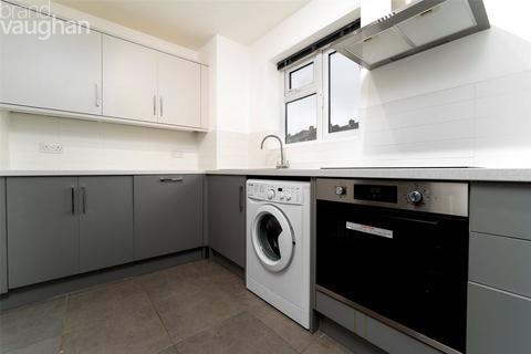 3 bedroom flat to rent, Horton Road, Brighton BN1