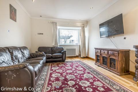 3 bedroom end of terrace house for sale, Highfield Road, West Acton, W3